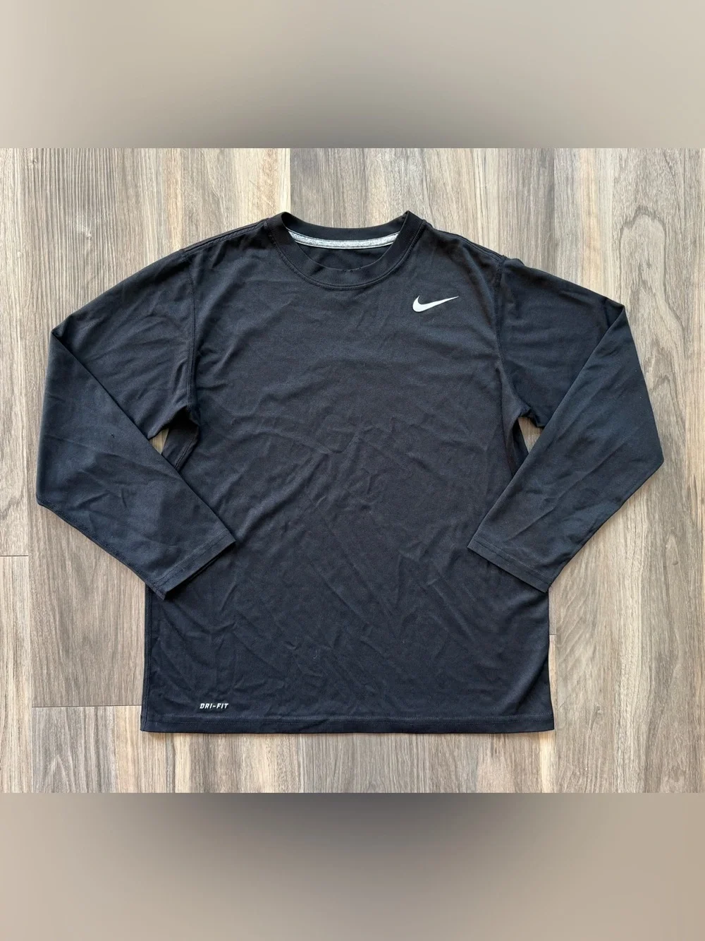 Nike Dri-FIT Long-Sleeve Fitness Top in Black Size L